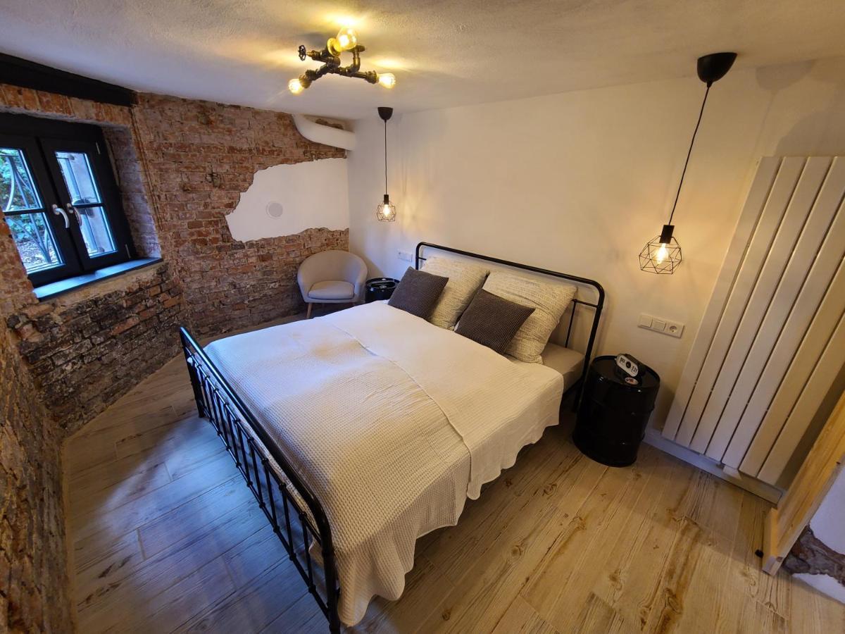 Apartment 22 - Zentrumsnah - Parkplatz Coburg Bagian luar foto